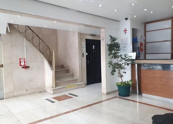 Hotel Suipacha Inn, a 100 mts del obelisco y a 100mts de Av Corrientes Ciudad Autónoma de Ciudad Autónoma de Buenos Aires