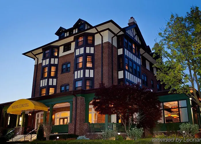 Wayne Hotel