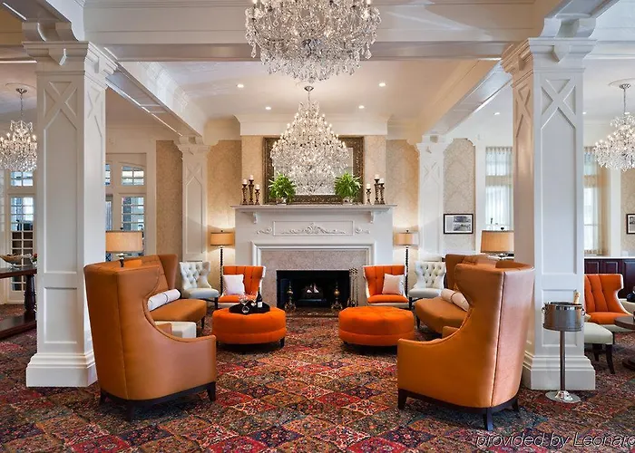 Wayne Hotel
