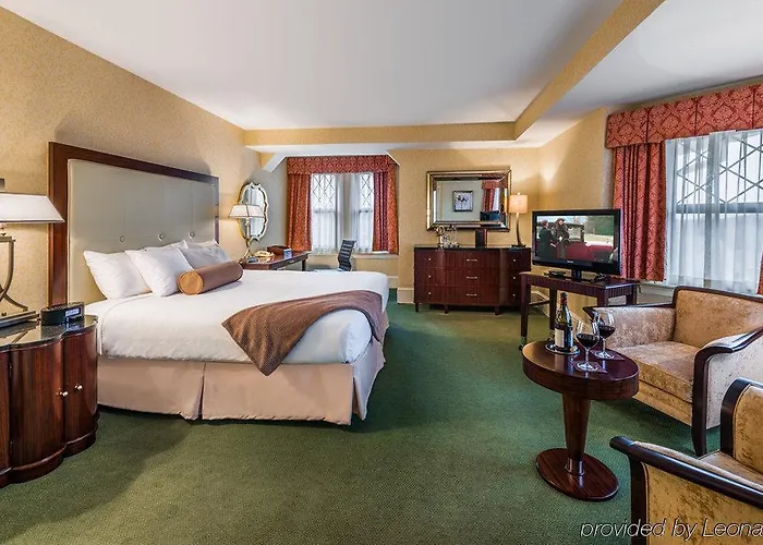 Wayne Hotel