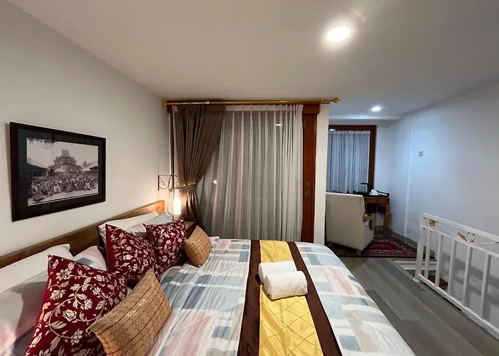 Puri Saren Anyar Hotel Gianyar 