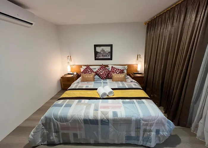 Puri Saren Anyar Hotel Gianyar 