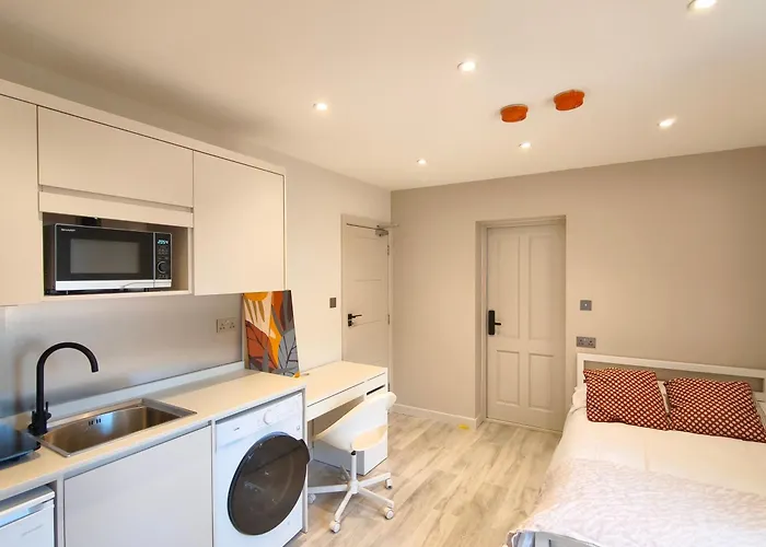 Morden Stratford Studio 1 London