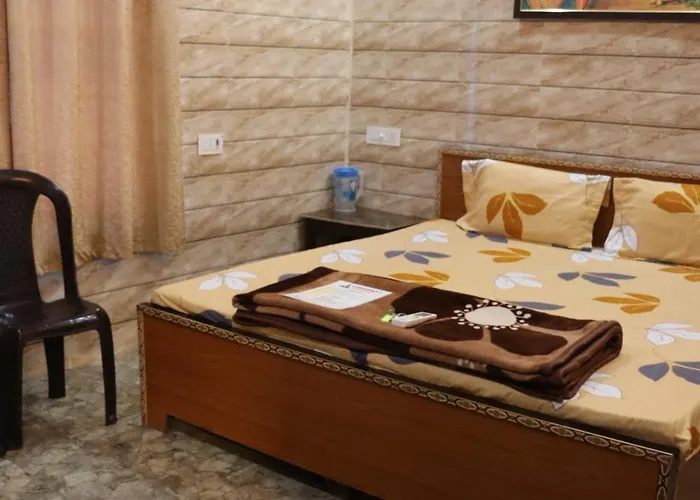 Tirupati Balaji Guest House Vrindavan