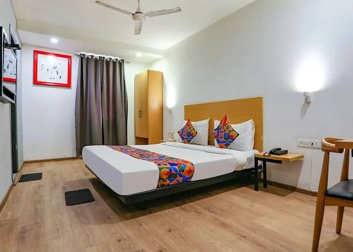 Hotel Fab Green Inn New Delhi