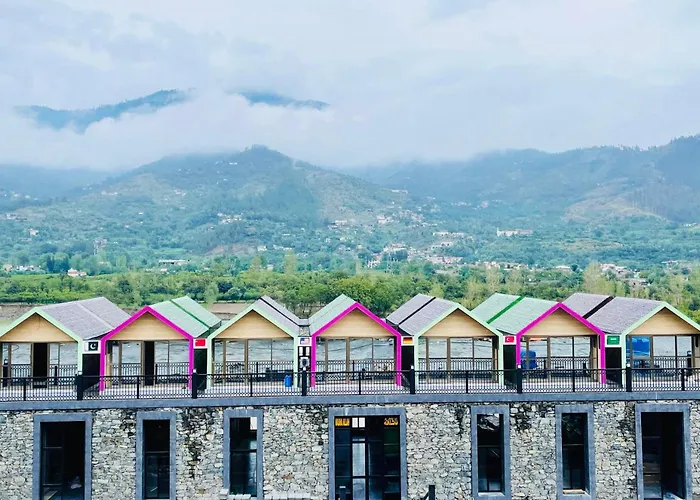 Iyi Luxury Inn Swat Saidu Sharif