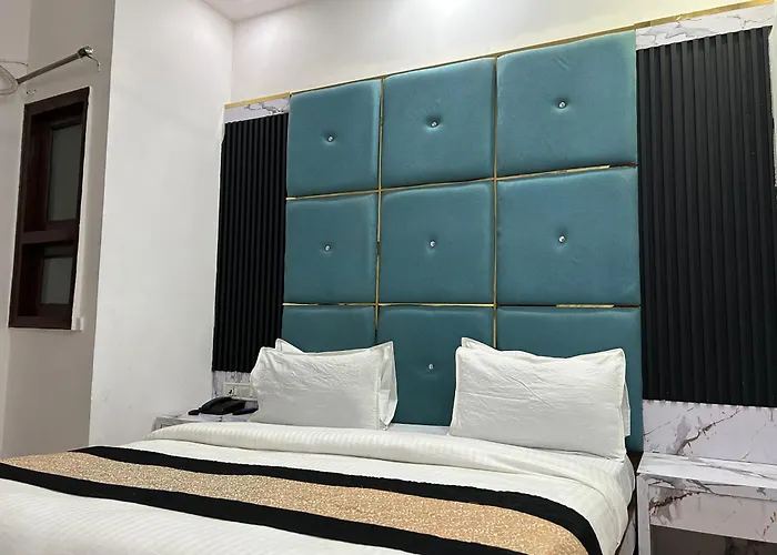 Hare Krishna Guest House Near New Delhi Railway Station