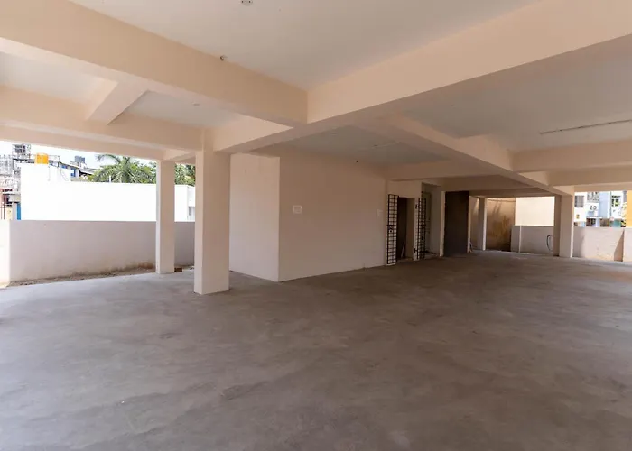 Aishwaryam Service Apartment Chennai