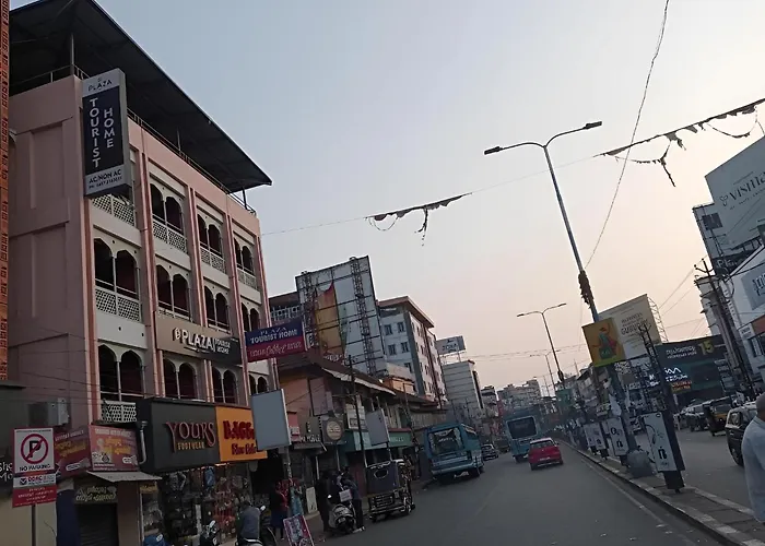 Plaza Tourist Home Kannur