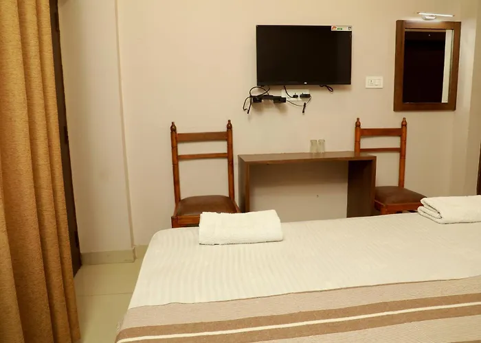 Plaza Tourist Home Kannur