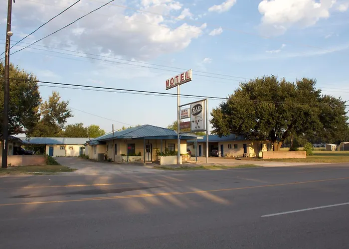Bel-Air Motel Alice