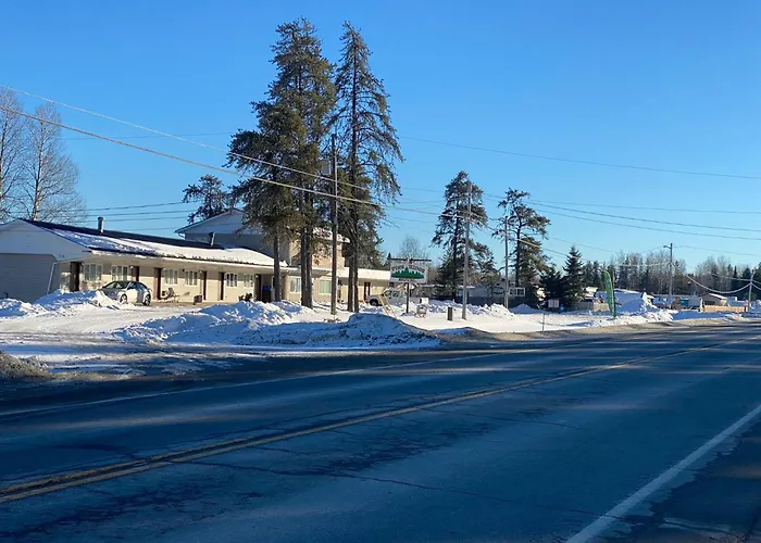 Pine Ridge Motel Timmins