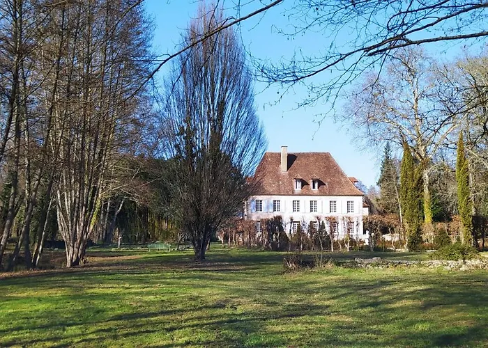 Domaine de La Barde B&B guest rooms&suites Le Bugue