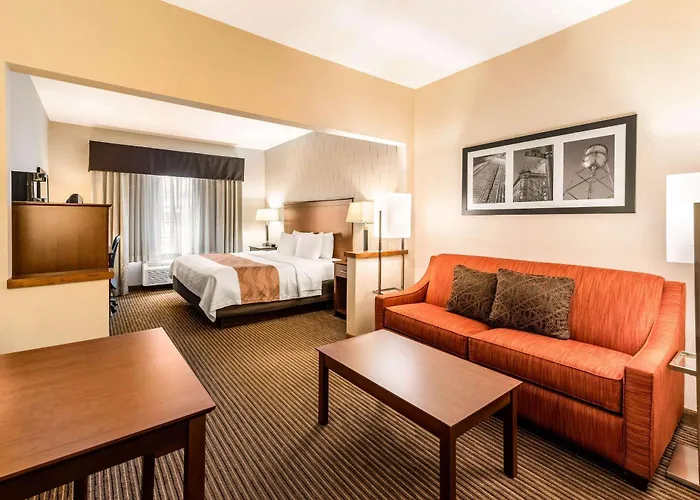 Quality Inn & Suites University Fort Collins