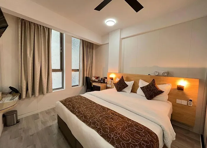 Tourist Inn Grand Male