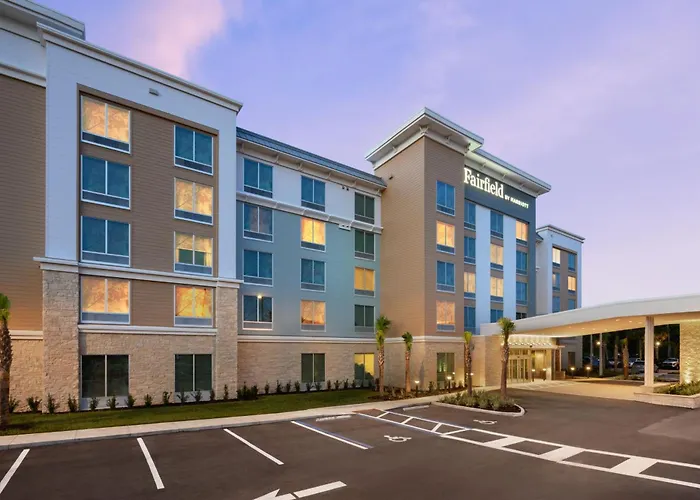 Fairfield By Marriott Inn & Suites Orlando At Millenia
