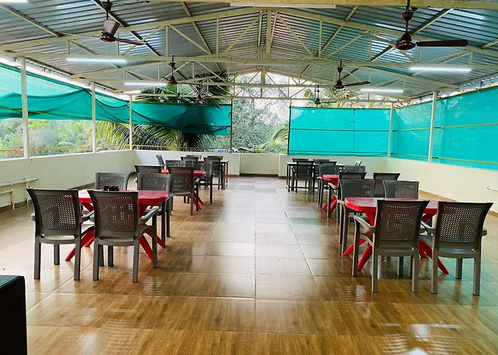 Hotel Durva Palace Alibag