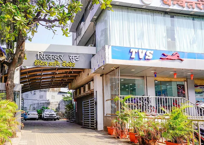 Fabhotel Silver Cloud Thane