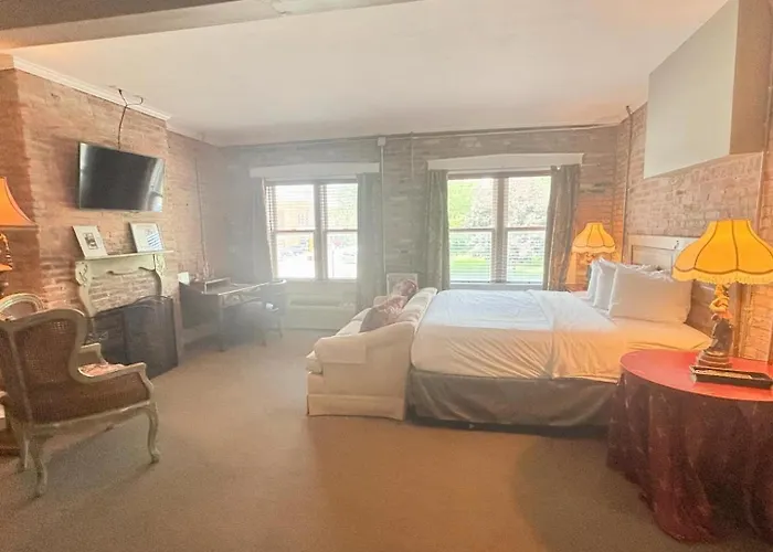 William Watson Hotel Pittsfield
