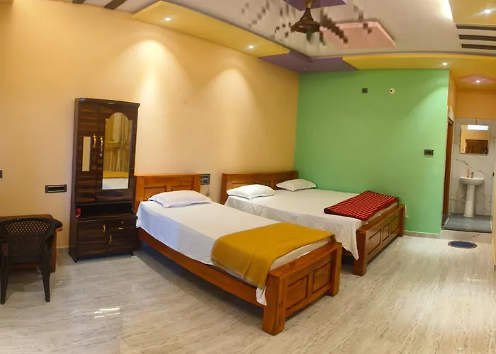 Suresh Guest House Hampi