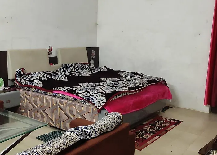 Kumar House Hotel Prayagraj