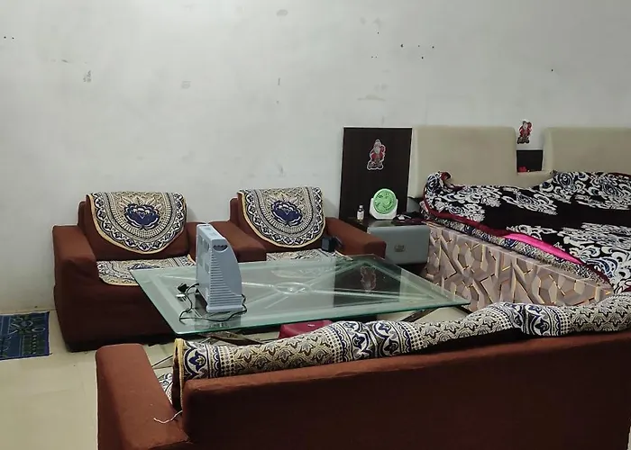Kumar House Hotel Prayagraj