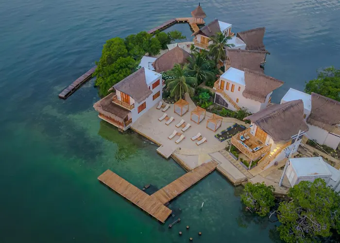 Islawa Soy Local - Isla Privada Hotel Baru