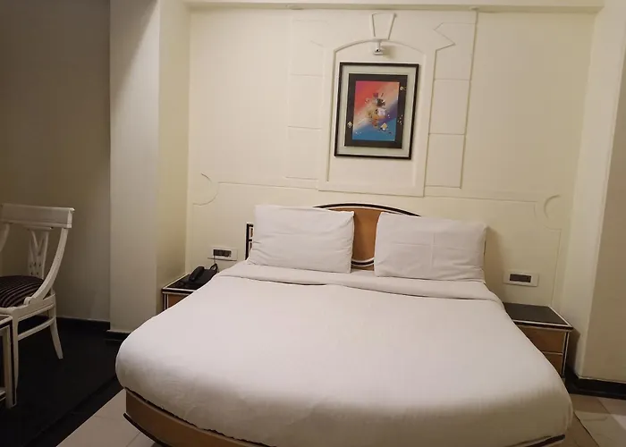 Hotel Dynasty By Keymagics Jaipur