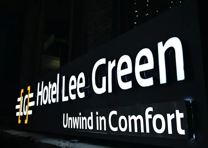 Hotel Lee Green Manali 