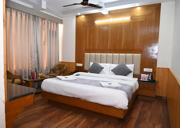 Hotel Lee Green Manali 