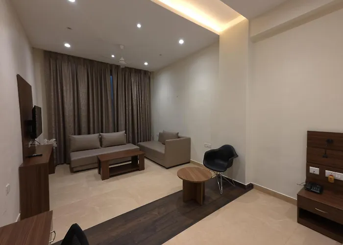 Neelam Orchid Hotel Kanpur