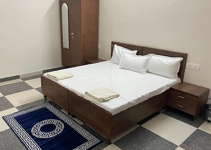 Shrinath Residency Hotel Greater Noida