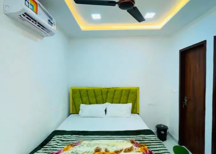 Adesh Hotel Bathinda