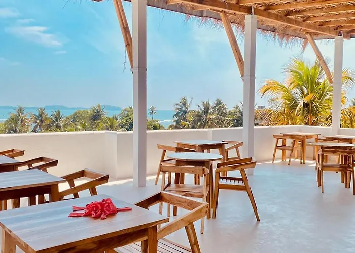 Komorebi Weligama