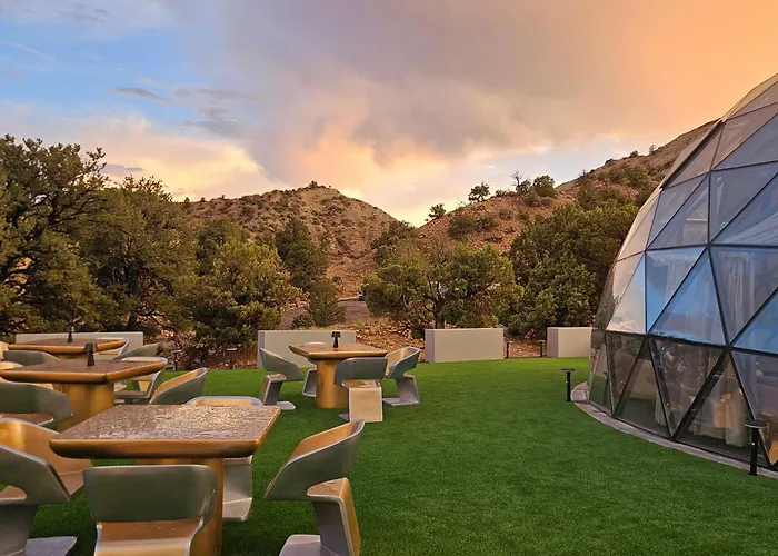 Clear Sky Resorts - Bryce Canyon - Unique Stargazing Domes Cannonville