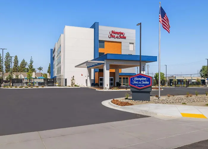 Hampton Inn&Suites Bakersfield Central