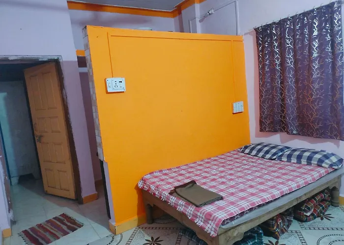 Radhesham Bhakt Niwas Hotel Pandharpur