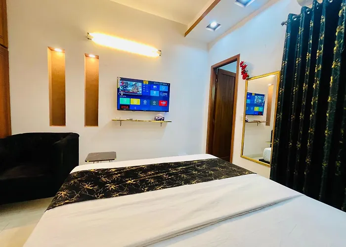 Go Guest House Lahore