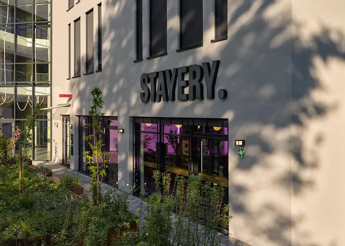 STAYERY Gütersloh Hauptbahnhof