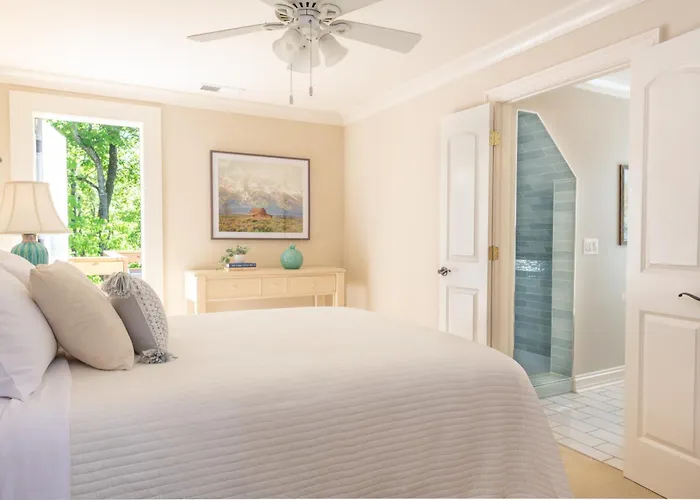 The Sage Cottage Adairsville