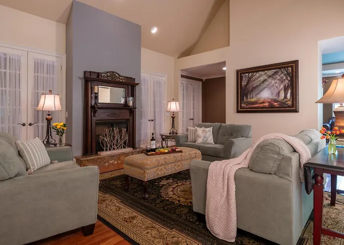 The Sage Cottage Adairsville