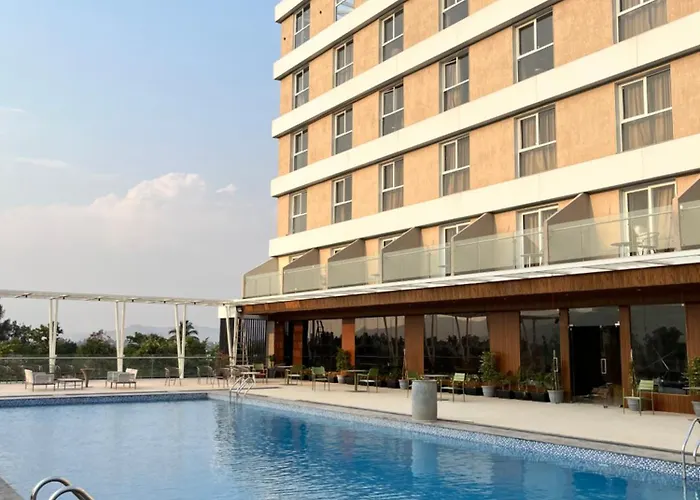 Vits Satyajeet Karad Hotel