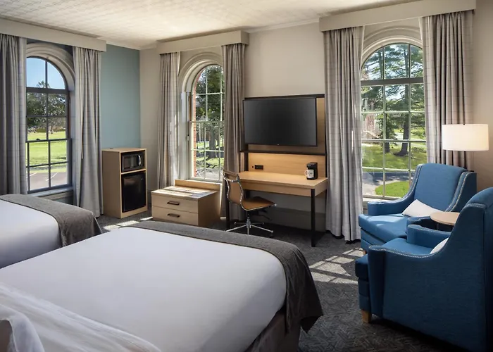 Hotel Ursa Orono