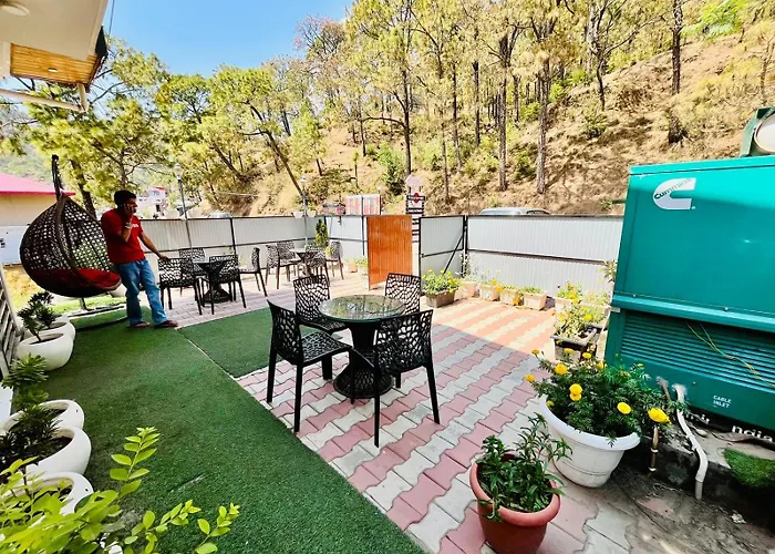 Weekend Vibes Bed & Breakfast Kasauli