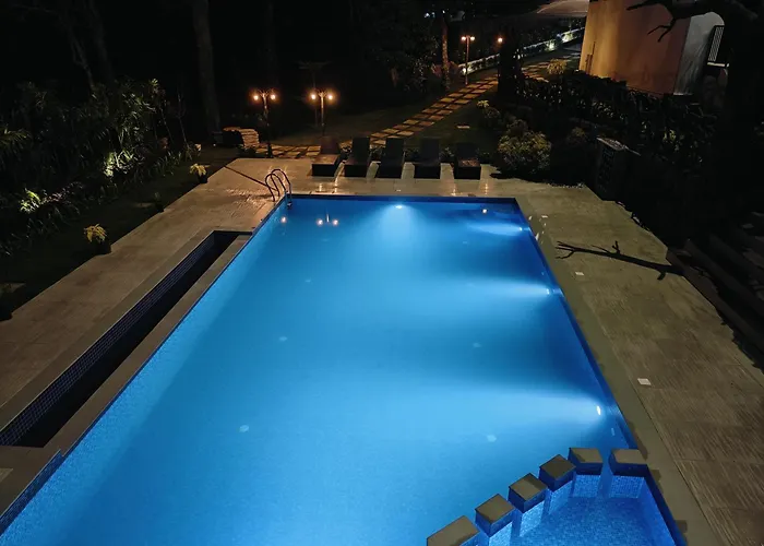 Skylark Holidays Premium Munnar