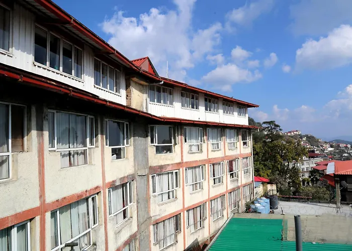 Hotel Royal Queen - Mall Road Mussoorie