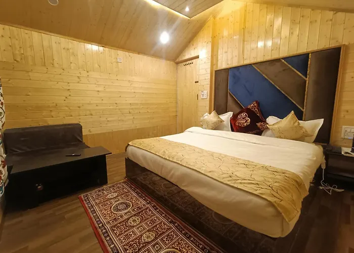 Hotel Pahalgam View- Centrally Heated