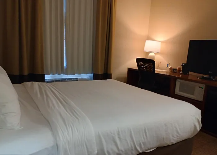 Samir Stay At Nw Expressway Oklahoma City