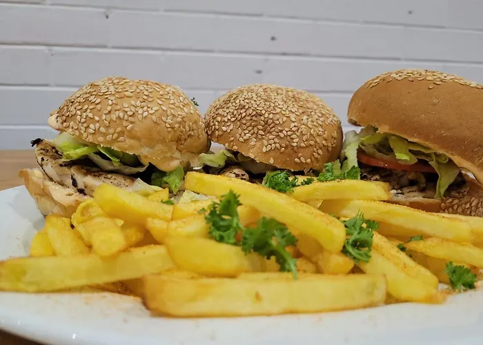 Trashaven - Seaside Haven Backpackers Hotel Durban