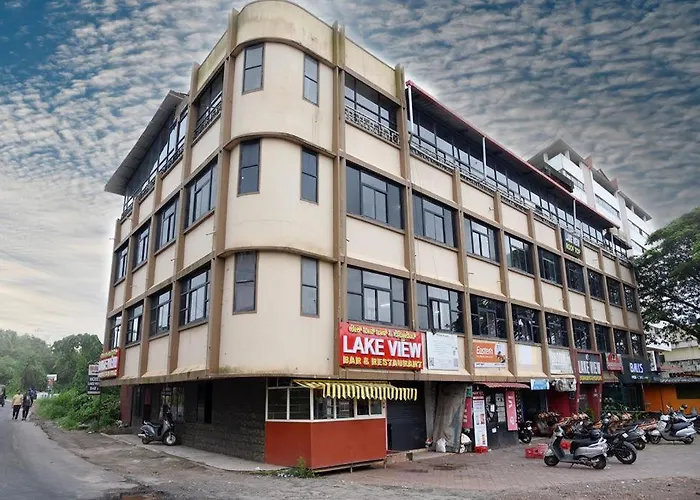 Hotel Lake View Manipal